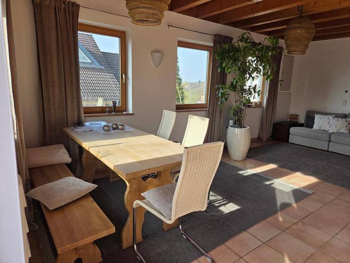Appartement de vacances pour 4 personnes, avec jardin ainsi que terrasse et vue, animaux acceptés