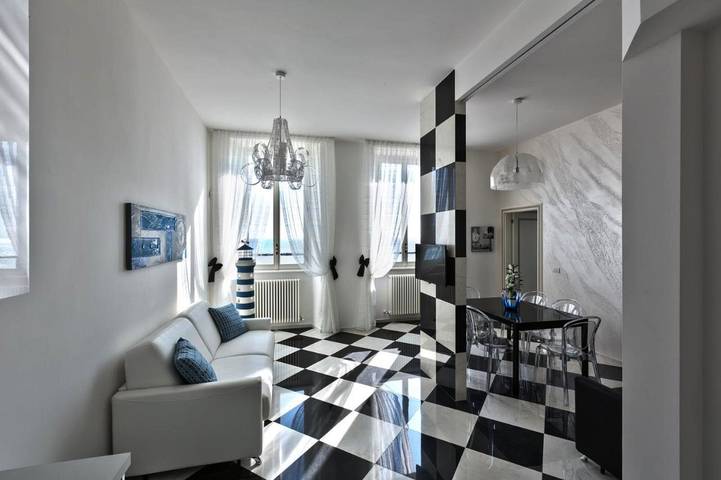 Ferienwohnung für 4 Personen, mit Ausblick in Grottammare