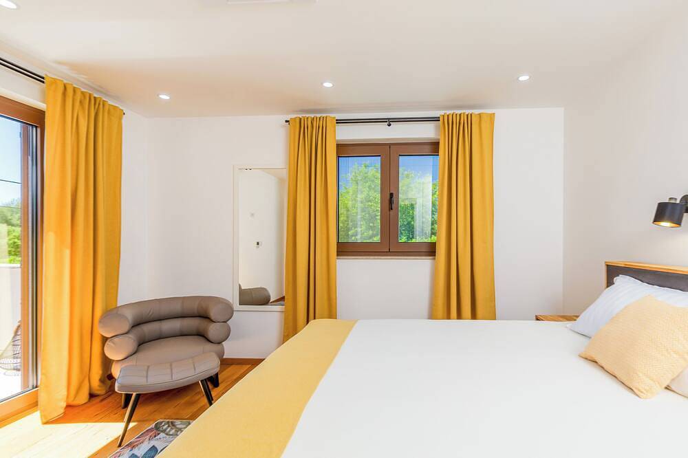Casa Del Sole... Looking for peace and relaxation? You've come to the right place! in Lakmartin, Krk (isla)