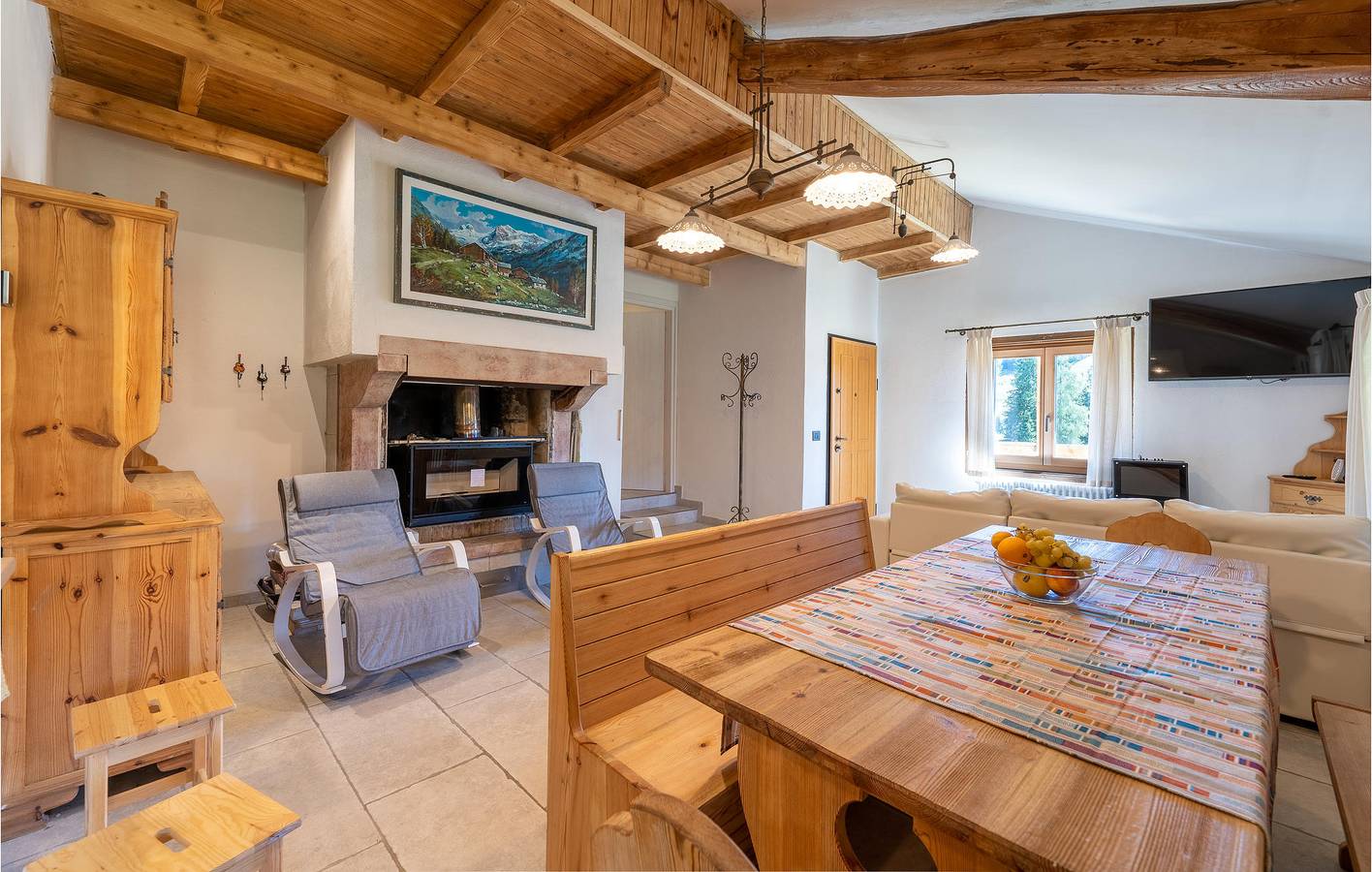 Appartement mit Bergblick, Parkplatz und WiFi in Castello Tesino, Valsugana