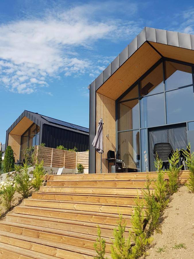 Gîte pour 6 personnes, avec Jacuzzi et Terrasse ainsi que Jardin et Vue à Ruynes-en-Margeride