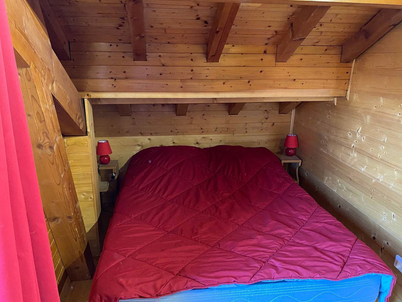 Chalet '4p Confort-Le Grand Soleil': Vistas a la Montaña, Terraza Privada y Wi-Fi in Verchaix, Region Bonneville