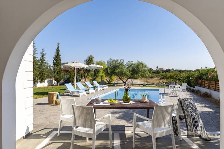 Villa für 8 Personen, mit Pool und Terrasse auf Rhodos - 2