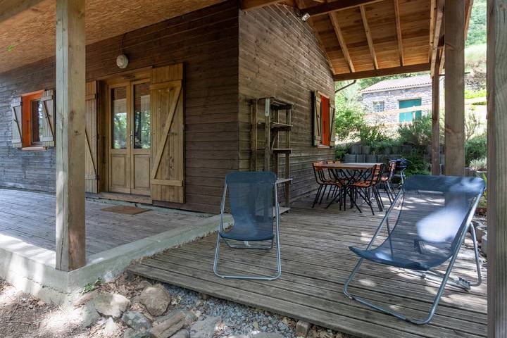 BnB für 6 Personen, mit Balkon und Whirlpool in der Ardèche