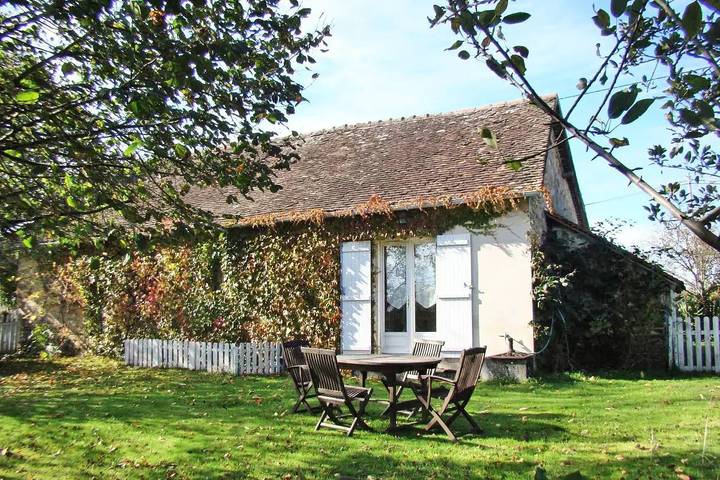 Gîte pour 3 personnes, avec jardin, animaux acceptés à Saint-Vitte-sur-Briance