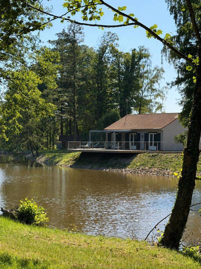 Maison de vacances pour 6 personnes, avec Terrasse et Jardin ainsi que Vue sur le lac et Vue
