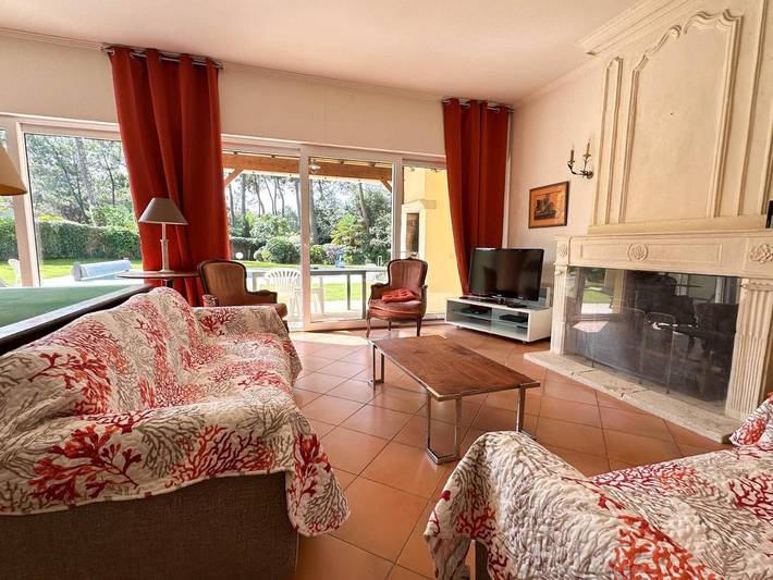 Location de vacances pour 8 personnes, avec piscine ainsi que terrasse et jardin dans Zoo La Palmyre - 4