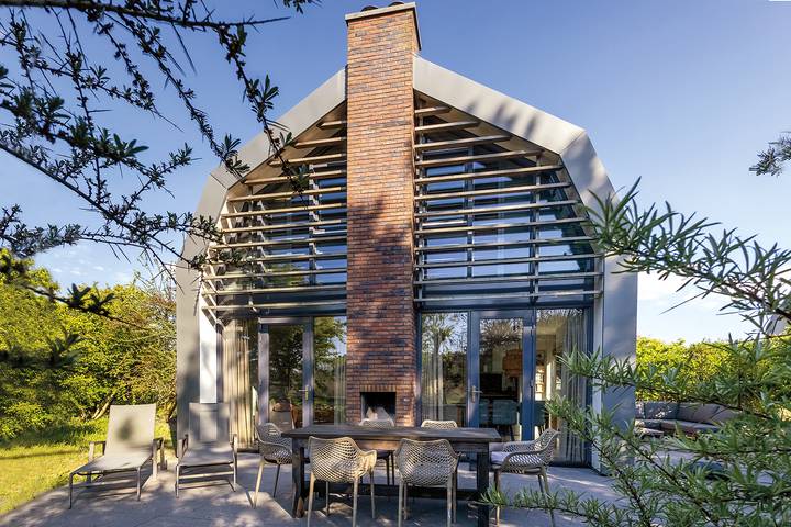 Ferienhaus für 6 Personen, mit Balkon/Terrasse und Terrasse sowie Garten und Sauna