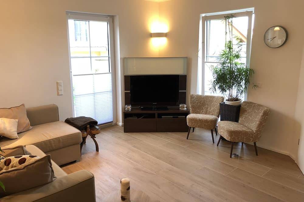 Geheel appartement, Rustig 3-sterren appartement op een toplocatie in het bos en op 5 minuten van Lgs 2018 in Bad Schwalbach, Rheingau-Taunus-Kreis
