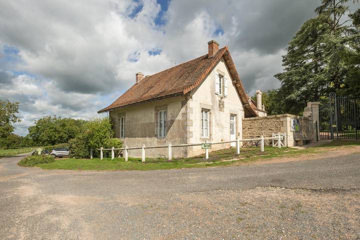Gîte pour 6 personnes, avec Jardin et Piscine