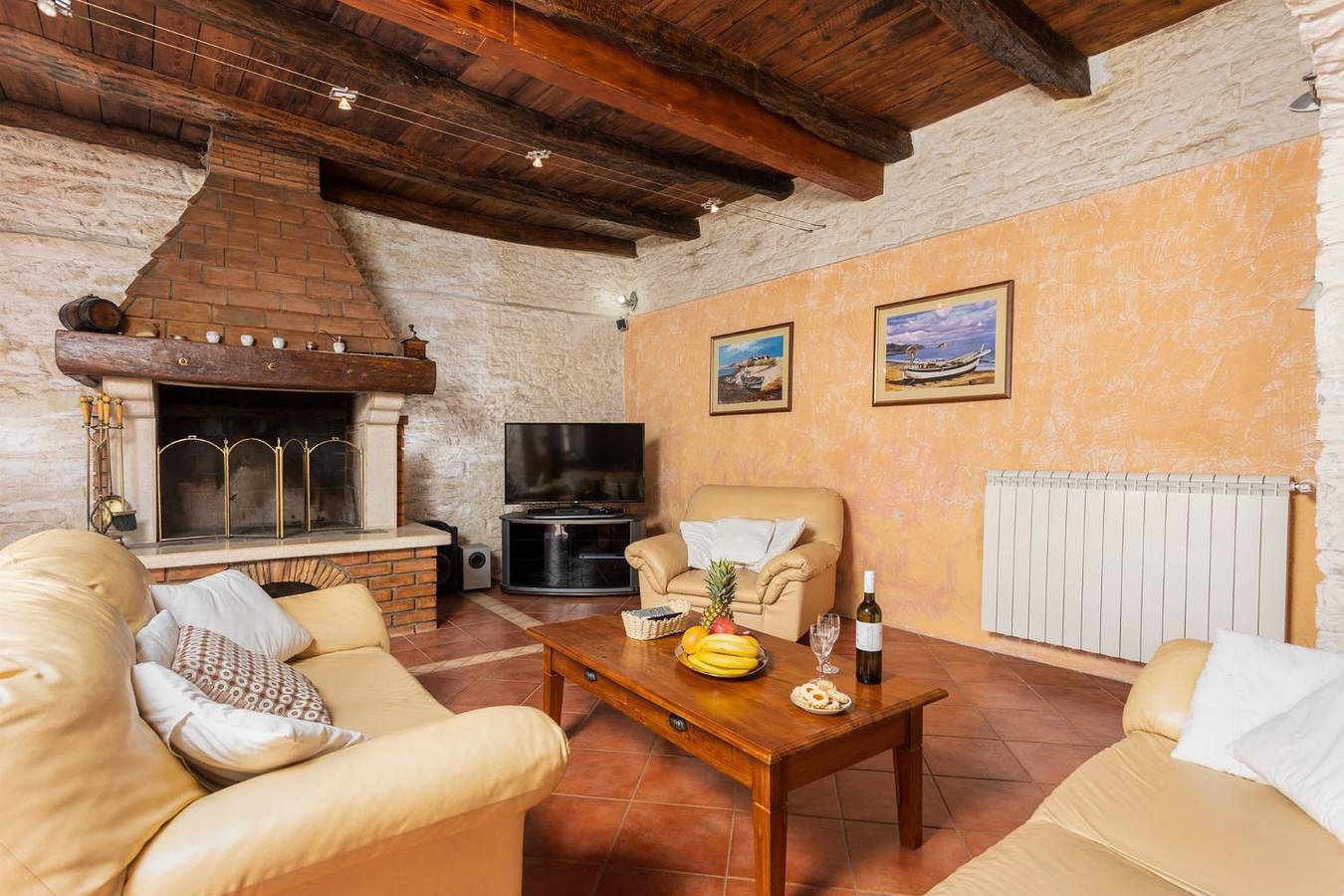 Villa für 8 Personen mit Terrasse in Žminj, Zentralistrien