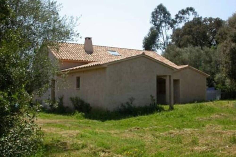Villa A petra prigiunera 19 pers. & the sea on foot in Sainte-Lucie de Porto-Vecchio, Zonza