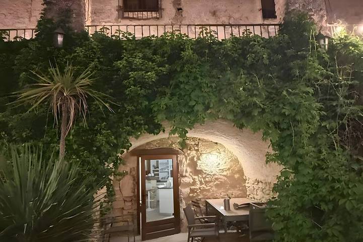 Location de vacances pour 20 personnes, avec Balcon et Jardin à Saint-Michel-d'Euzet - 3