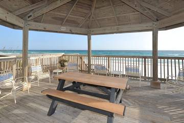 Vacation House for 6 Guests in Miramar Beach, Emerald Coast, Picture 1