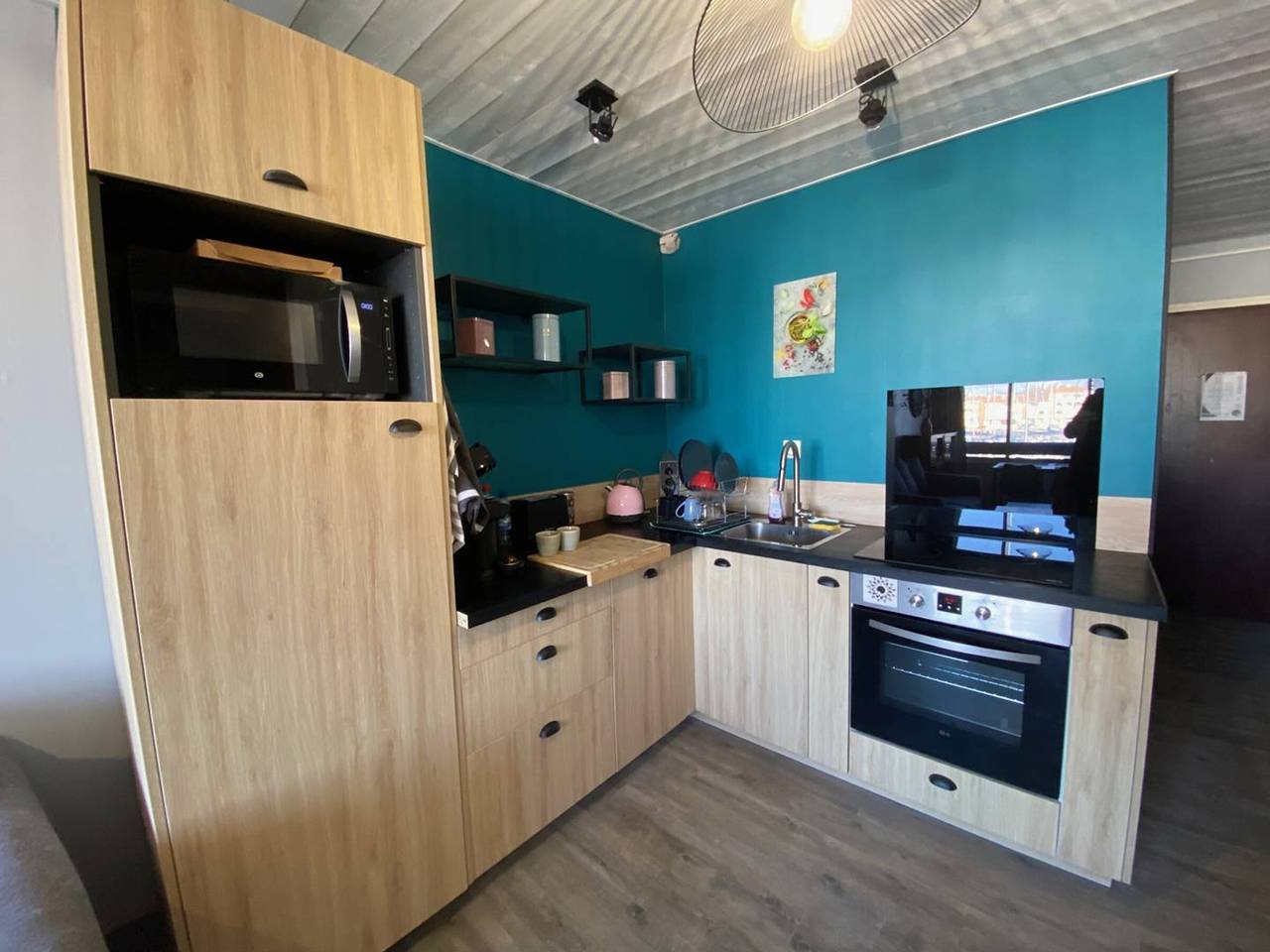 Entire apartment, 3-Room Apt with Ac for 4, Port View in Port Leucate in Port Leucate, Leucate