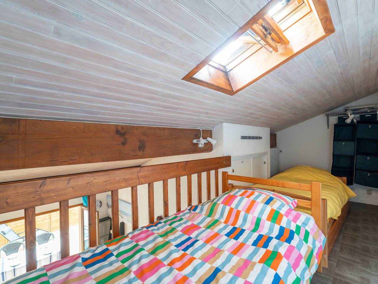 Entire apartment, Duplex apartment steps from the ocean for 4 people, private courtyard, cleaning included in Biscarrosse Plage, Biscarrosse