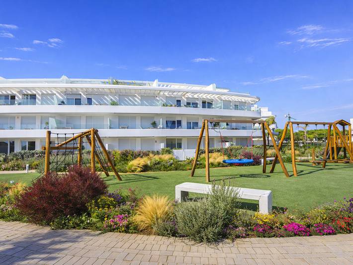 Gîte pour 4 personnes, avec terrasse ainsi que jardin et piscine à Chipiona - 3