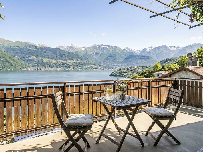 Ferienwohnung für 4 Personen, mit Garten und Balkon sowie Ausblick und Seeblick