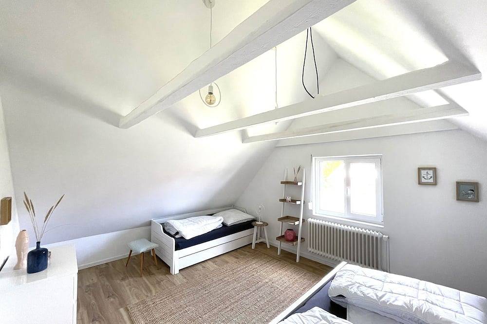 Großes stylisches Ferienhaus in Ländlicher Idylle (Nähe Hooksiel) in Wangerland, Südliche Nordseeküste