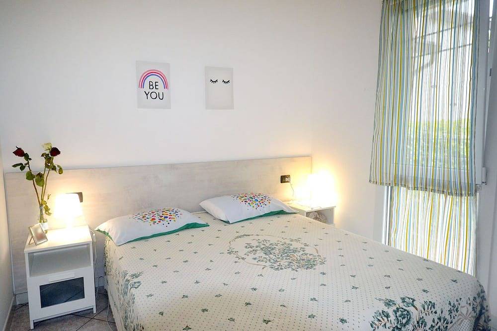Schöne eingeschossige Villa mit 3 Schlafzimmer mit privaten Garten in Comacchio, Ferrara Provinz