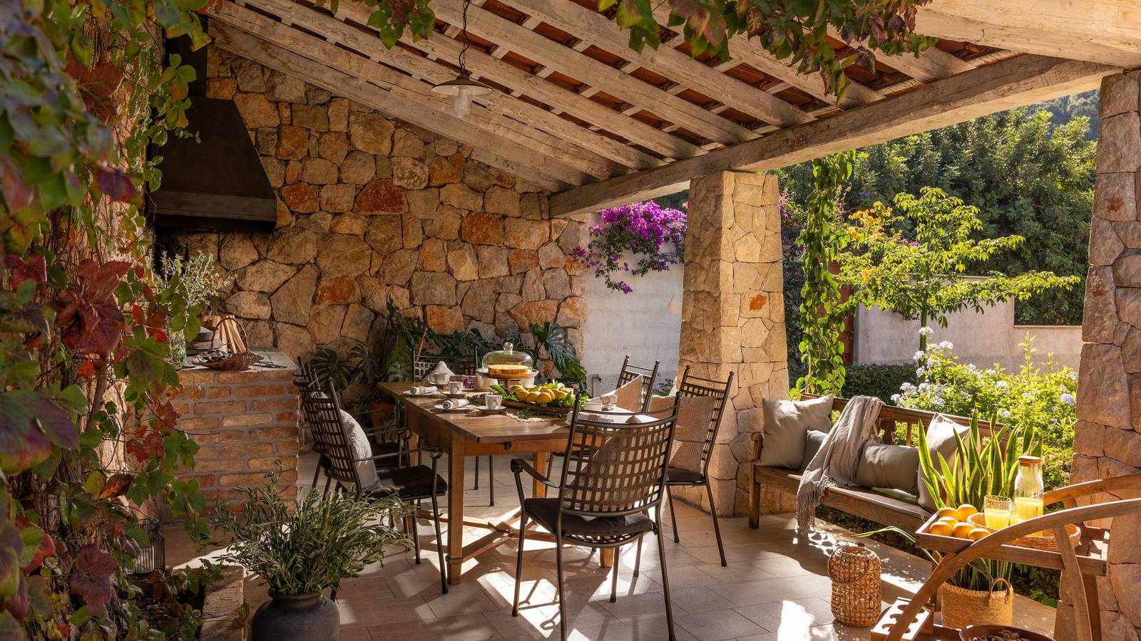 Villa Palma by Villas Guide in Molunat, Dubrovnik-Neretva