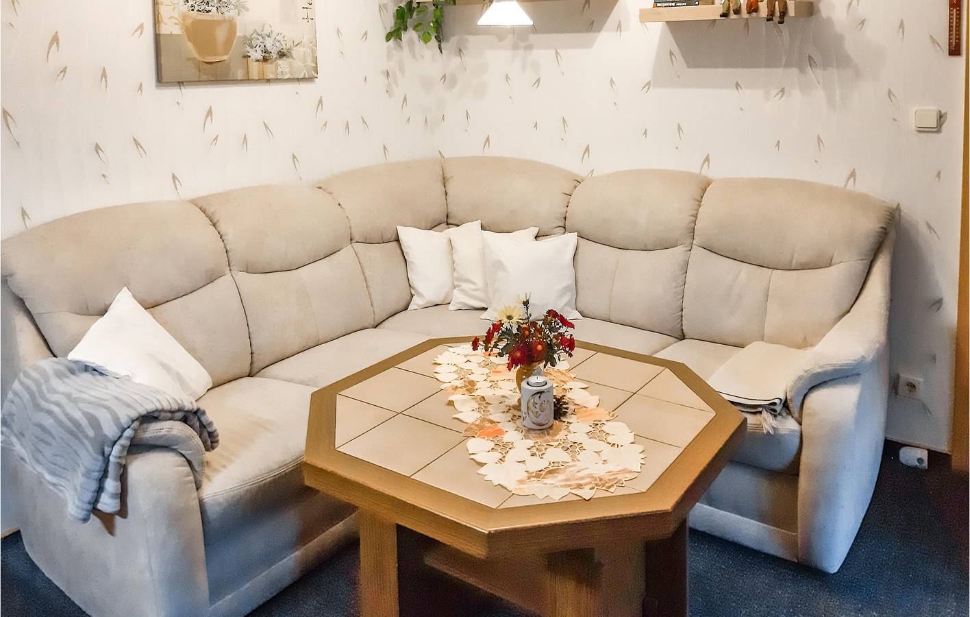 Ruhiger Rückzugsort auf der Terrasse mit Parkplatz, Garten und WiFi in Geschwenda, Thüringer Kernland