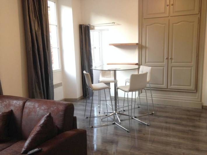 Gîte pour 3 personnes, avec Vue dans Office de Tourisme du Pays de Figeac