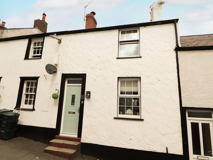 8 Watkin Street in Conwy, Conwy region