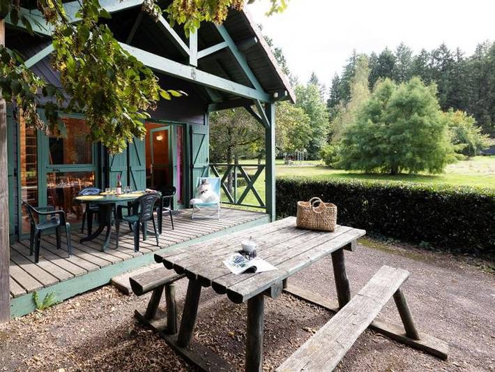 Camping Le Lac Des Sapins  - Chalet 6 personen - Chalet 2 Zimmer + Mezzanine 6 Pers. in Saint-Victor-sur-Rhins, Roanne und Umgebung