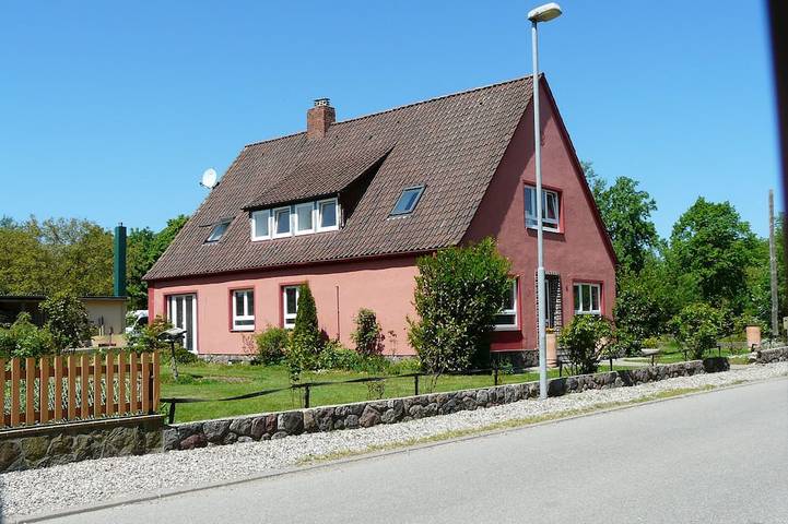 Ferienwohnung für 3 Personen, mit Terrasse und Garten in Todendorf auf Fehmarn