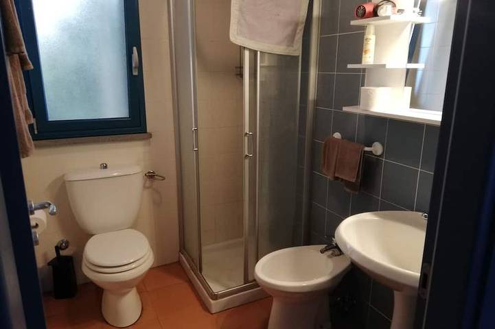 Casa Pozzillo: splendido bivani  con il mare proprio davanti casa! in Stazzo, Acireale