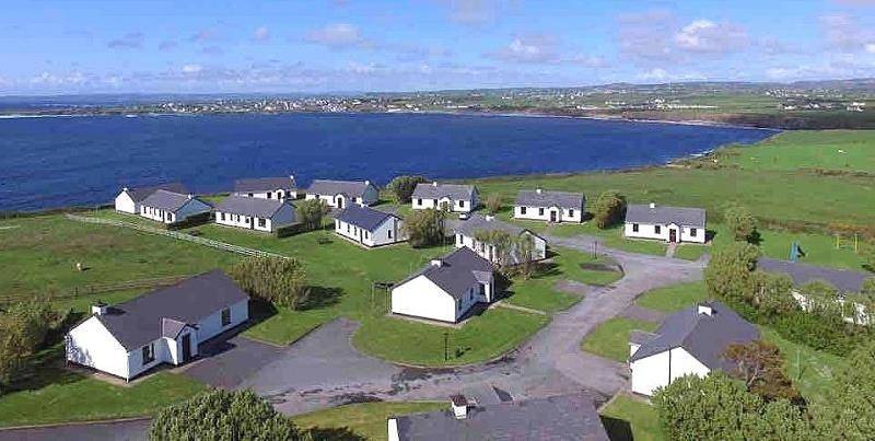 Ferienhaus für 6 Personen, mit Garten und Pool in County Clare - 2
