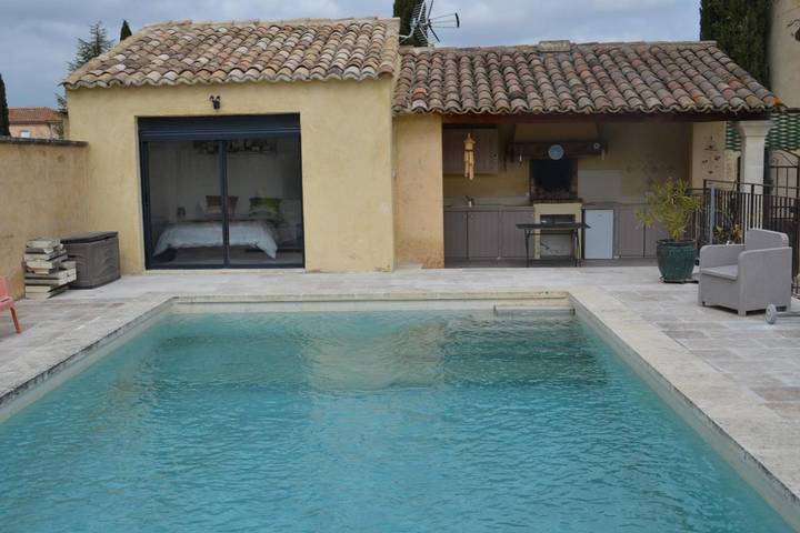 Maison d’hôte pour 2 personnes, avec Terrasse ainsi que Piscine et Vue à Maubec - 3