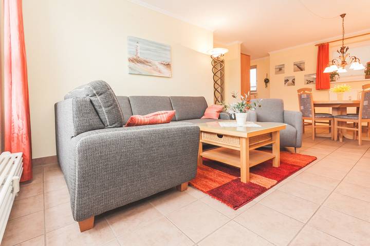 Ferienwohnung für 4 Personen, mit Balkon in Zingst - 2