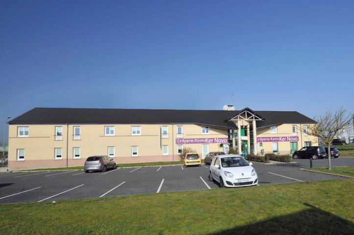 Hôtel pour 3 personnes, avec terrasse et jardin, animaux acceptés à Issoudun - 2