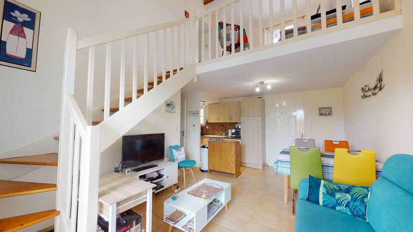 Location de vacances pour 4 personnes, avec jardin ainsi que balcon et vue, adapté aux familles à Coëx - 3