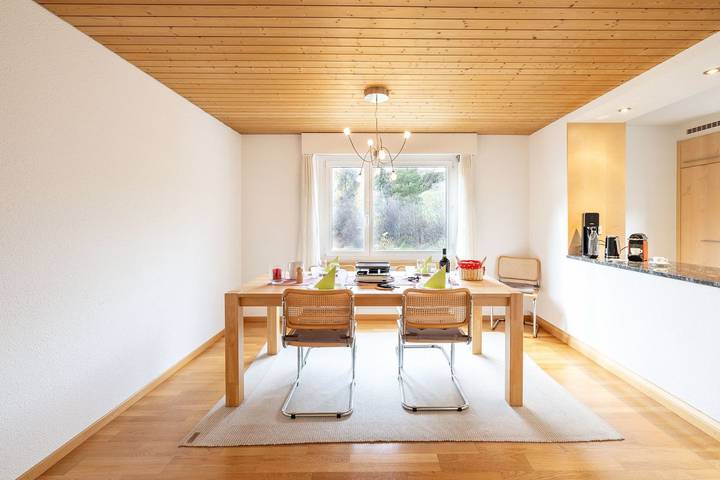 Geheel appartement, Vakantieappartement voor 4 personen met balkon in Scuol, Lower Engadine