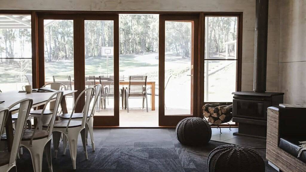 Zeder und Stein Porcupine Ridge 7 Schlafzimmer in Hepburn Shire