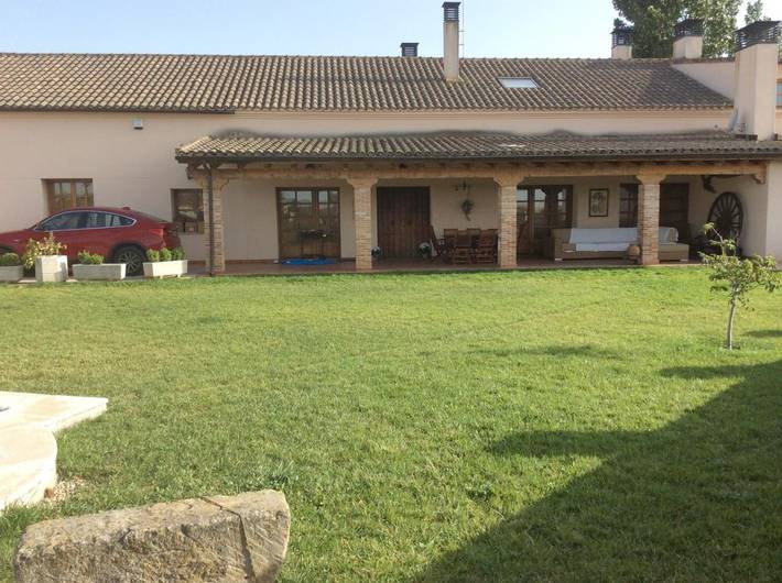 Casa rural para 10 personas, con terraza además de jardín y piscina en Provincia de Salamanca - 4