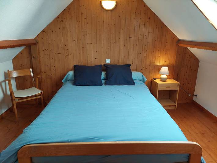 Bretonisches Steinhäuschen an Sandstränden in Landéda, Brest und Umgebung
