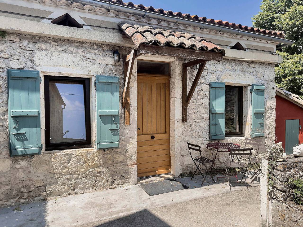 Casa de vacaciones 'La P'tite Maiz' con piscina compartida, terraza privada y Wi-Fi in Bourg-de-Visa, Quercy