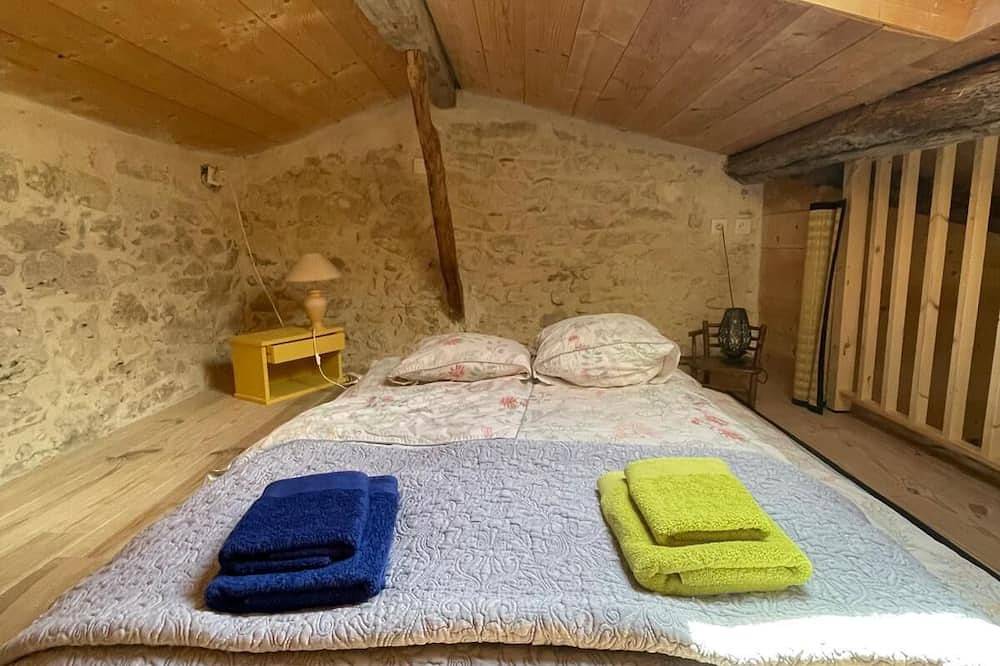 Gîte pour 8 personnes calme et sans vis-à-vis in Lectoure, Gers
