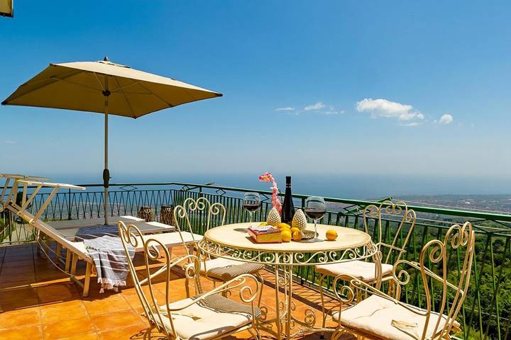 Location de vacances pour 6 personnes, avec jardin et vue dans Puntalazzo - 2