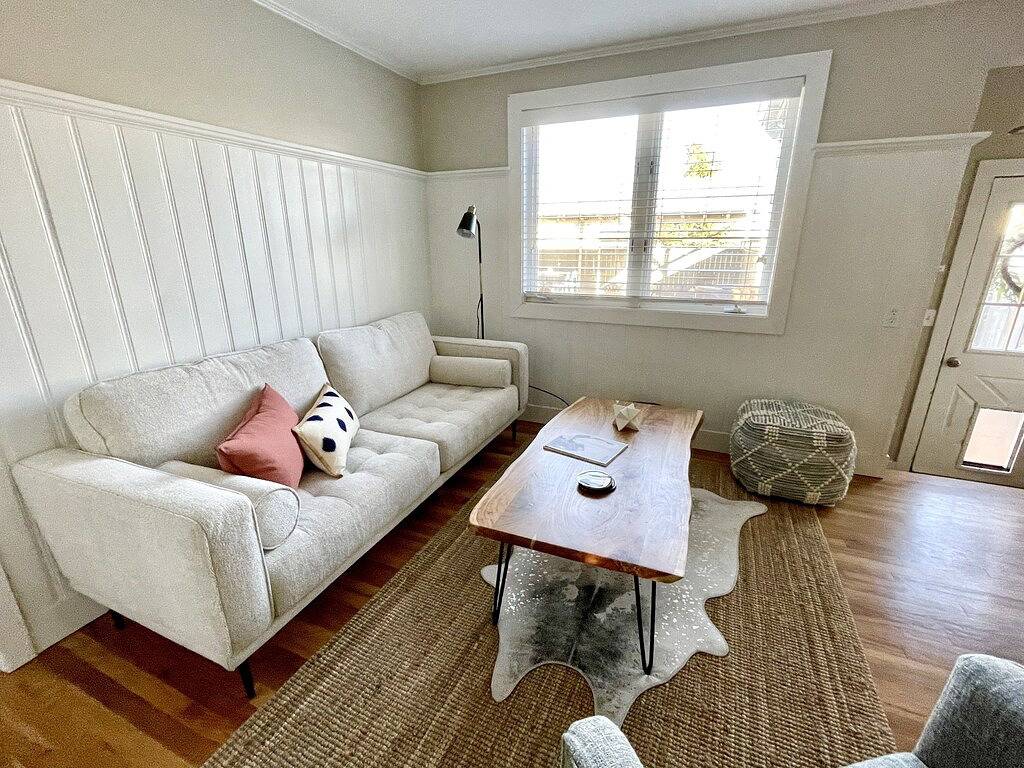 Updated, 2 Bedroom Cottage, close to Boulder in Boulder County