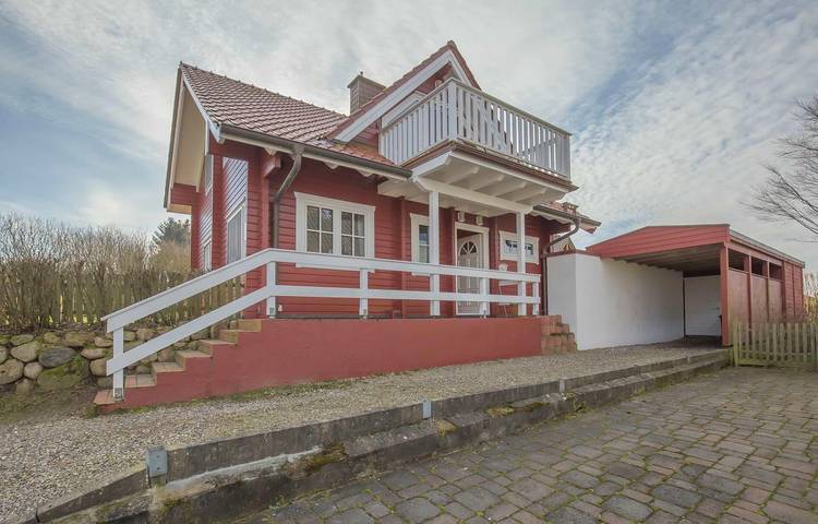 Ferienhaus für 4 Personen, mit Balkon und Terrasse sowie Garten und Sauna in Kosel