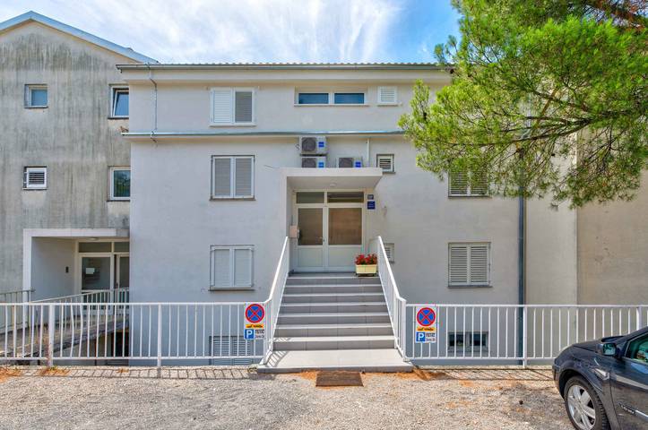 Ganze Ferienwohnung, Ferienwohnung modern eingerichtet in Strandnähe in Crikvenica, Primorje-Gorski Kotar