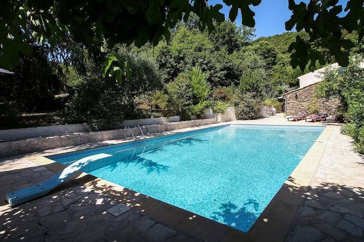 Villa pour 6 personnes, avec jardin et terrasse - 1