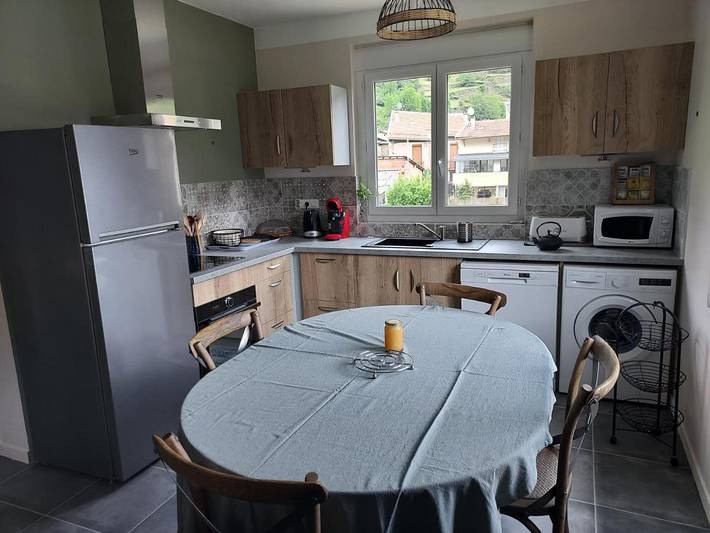 Location de vacances pour 5 personnes, avec jardin ainsi que balcon et vue à Auzat - 4