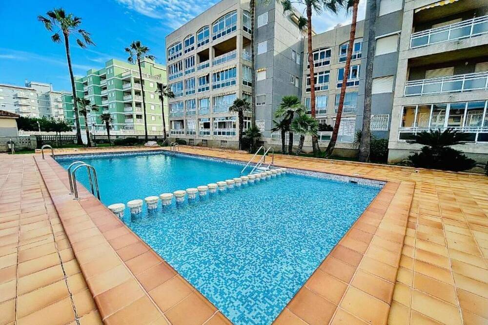 Apartamento entero, Apartamento con Piscina 3 habitaciones in El Perelló (Costa de Valencia), Sueca