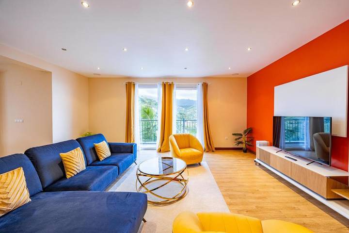 Casa de férias para 6 pessoas, com vista e terraço em Porto da Cruz